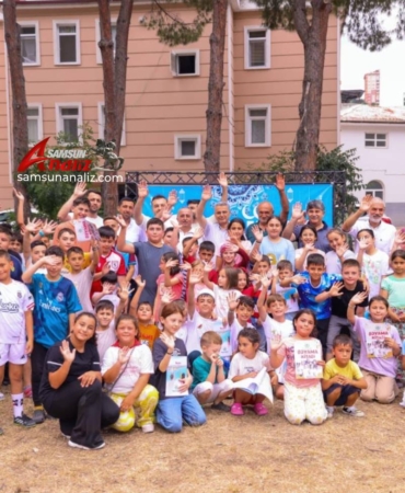 Başkan Kurnaz 7’den 70’e Gönüllere Dokunuyor