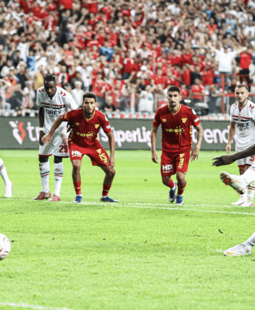 Samsunspor Sezonun İlk Maçını Son Dakikada Eşitledi