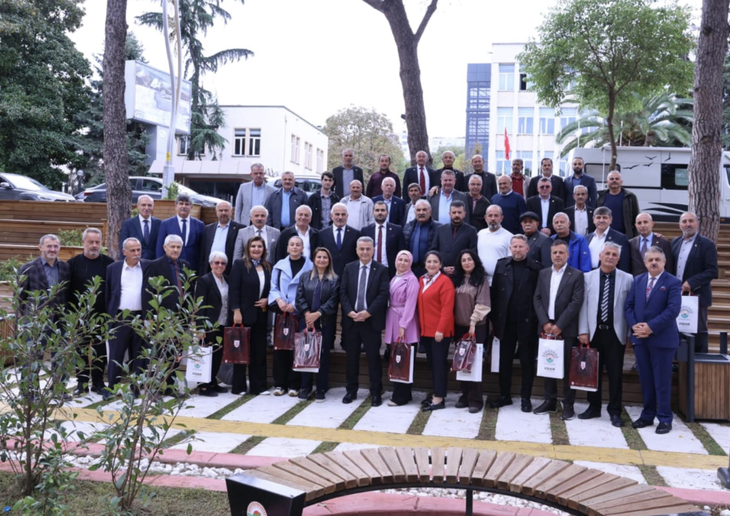 İlkadım’da Başkan Kurnaz Muhtarlarla Buluştu